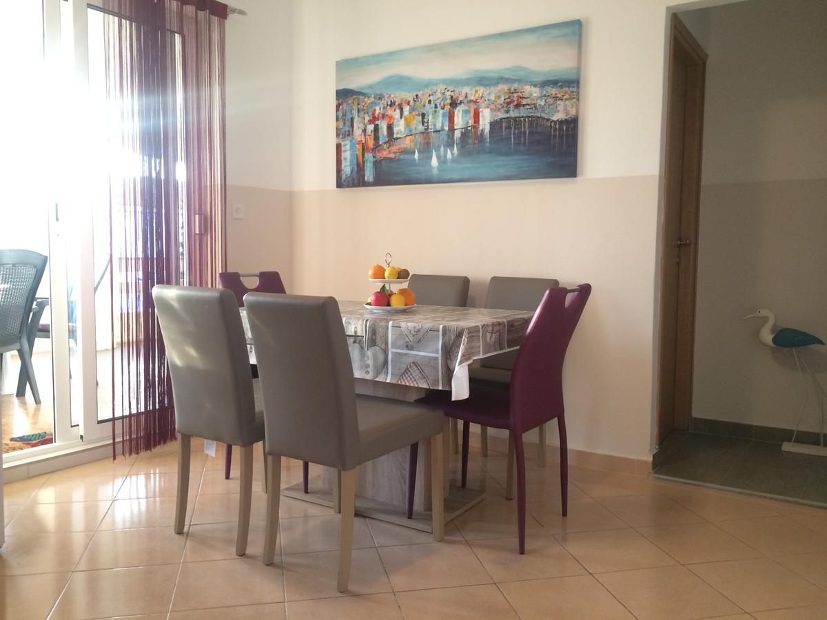 Apartmani Emilio โนวาลยา ภายนอก รูปภาพ