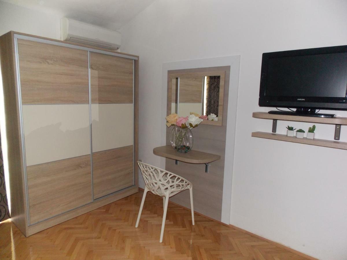 Apartmani Emilio โนวาลยา ห้อง รูปภาพ
